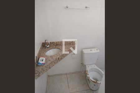 Banheiro de apartamento à venda com 3 quartos, 60m² em Chácara Contagem, Contagem