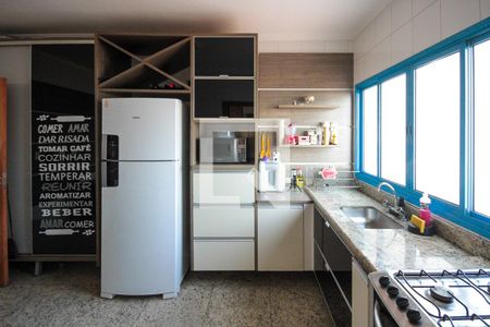 Apartamento à venda com 125m², 4 quartos e 3 vagasCozinha