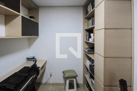 Apartamento à venda com 125m², 4 quartos e 3 vagasEscritório