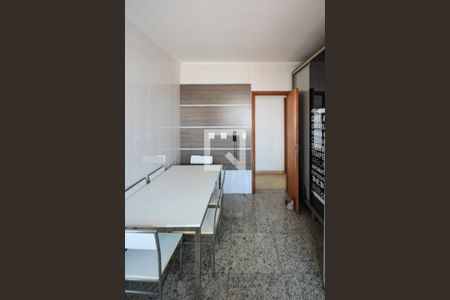 Apartamento à venda com 125m², 4 quartos e 3 vagasCozinha