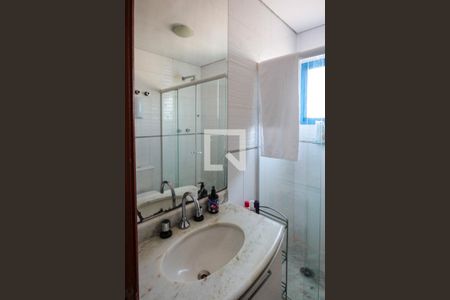 Apartamento à venda com 125m², 4 quartos e 3 vagasBanheiro da Suite