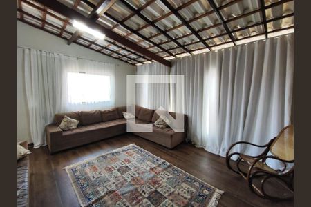 Casa à venda com 455m², 7 quartos e 2 vagas Casa à venda com 455m², 7 quartos e 2 vagasSala 2