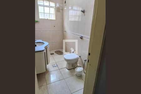 Casa à venda com 455m², 7 quartos e 2 vagas Casa à venda com 455m², 7 quartos e 2 vagasBanheiro de serviço