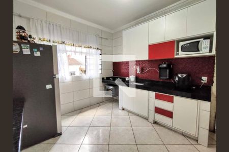 Casa à venda com 455m², 7 quartos e 2 vagas Casa à venda com 455m², 7 quartos e 2 vagasCozinha
