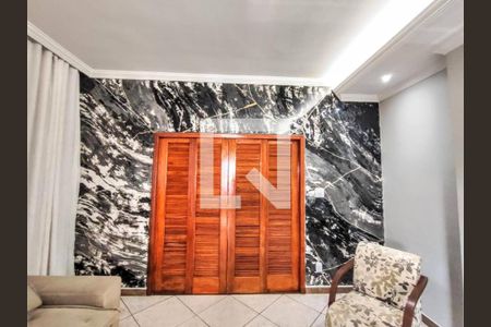 Casa à venda com 455m², 7 quartos e 2 vagas Casa à venda com 455m², 7 quartos e 2 vagasSala