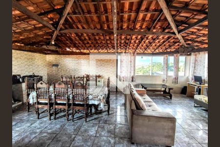 Casa à venda com 455m², 7 quartos e 2 vagas Casa à venda com 455m², 7 quartos e 2 vagasÁrea comum