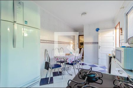 Casa à venda com 220m², 3 quartos e 3 vagasCozinha