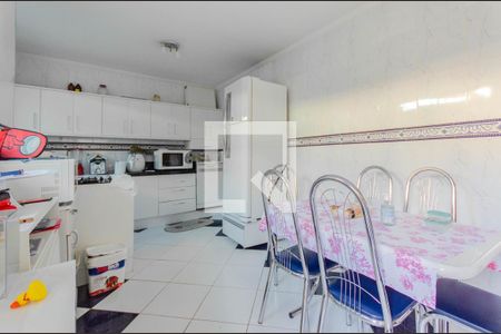 Casa à venda com 220m², 3 quartos e 3 vagasCozinha