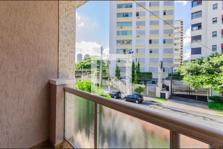 Casa à venda com 220m², 3 quartos e 3 vagasVaranda do Quarto 2