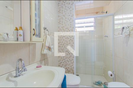 Casa à venda com 220m², 3 quartos e 3 vagasBanheiro 1