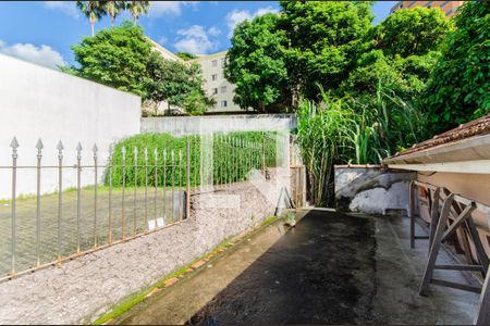 Casa à venda com 220m², 3 quartos e 3 vagasTerraço