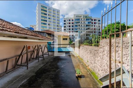 Casa à venda com 220m², 3 quartos e 3 vagasTerraço