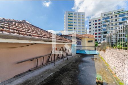 Casa à venda com 220m², 3 quartos e 3 vagasTerraço