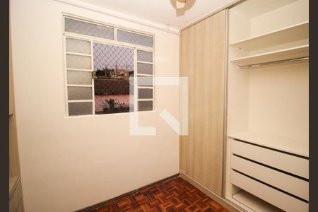 Quarto 2 de apartamento para alugar com 2 quartos, 45m² em Sagrada Família, Belo Horizonte