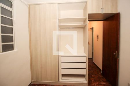 Quarto 2 de apartamento para alugar com 2 quartos, 45m² em Sagrada Família, Belo Horizonte