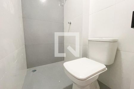 Apartamento para alugar com 45m², 2 quartos e sem vaga Apartamento para alugar com 45m², 2 quartos e sem vagaBanheiro