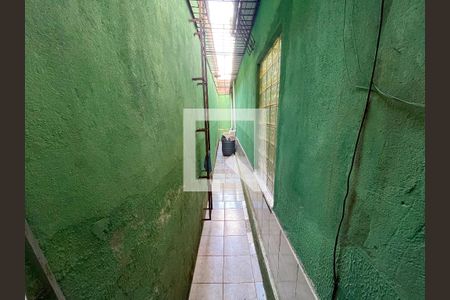 Casa à venda com 250m², 6 quartos e 2 vagasCorredor