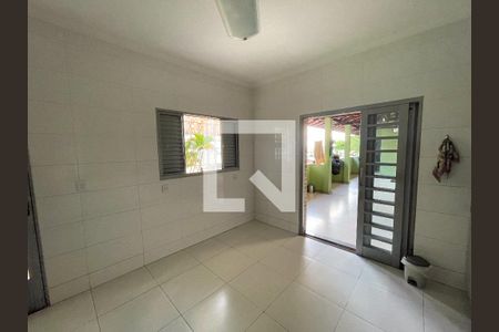 Casa à venda com 250m², 6 quartos e 2 vagasCozinha
