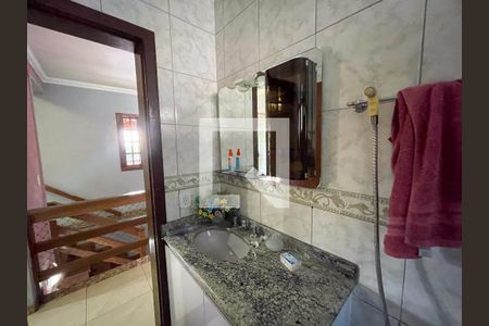 Casa à venda com 250m², 6 quartos e 2 vagasbanheiro social segundo andar