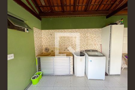 Casa à venda com 250m², 6 quartos e 2 vagasÁrea de Serviço