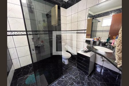 Casa à venda com 250m², 6 quartos e 2 vagasBanheiro da Suíte