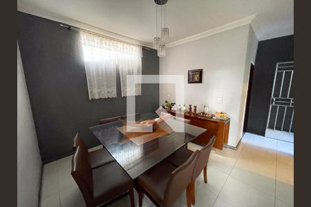 Casa à venda com 250m², 6 quartos e 2 vagasSala de Jantar