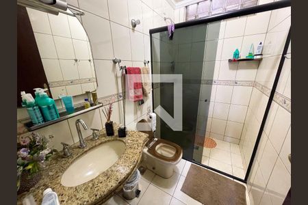 Casa à venda com 250m², 6 quartos e 2 vagasBanheiro Social