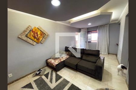 Casa à venda com 250m², 6 quartos e 2 vagasSala de TV