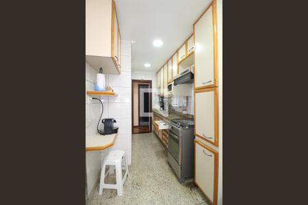 Apartamento para alugar com 70m², 2 quartos e sem vagaCozinha