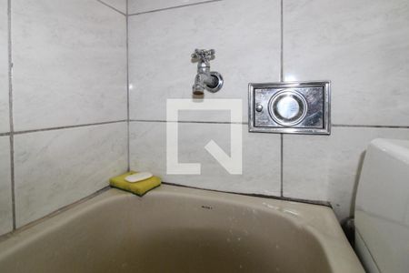 Apartamento para alugar com 70m², 2 quartos e sem vagaÁrea de serviço - tanque