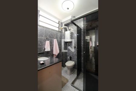 Apartamento para alugar com 70m², 2 quartos e sem vagaBanheiro social