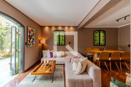 Sala de casa de condomínio para alugar com 3 quartos, 180m² em Jardim Ampliação, São Paulo