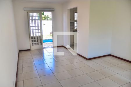 Casa de condomínio para alugar com 80m², 2 quartos e 1 vaga Casa de condomínio para alugar com 80m², 2 quartos e 1 vagaSala