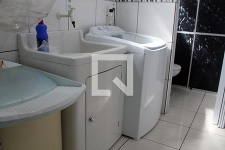 Casa à venda com 150m², 3 quartos e 2 vagasÁrea de Serviço