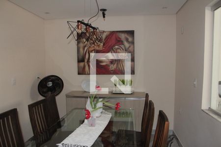 Sala de casa à venda com 3 quartos, 185m² em Castelo, Belo Horizonte