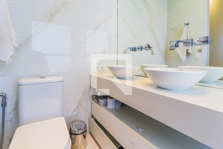 Apartamento para alugar com 70m², 2 quartos e 1 vagaBanheiro Suíte