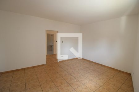 Casa à venda com 450m², 6 quartos e 3 vagasSuíte