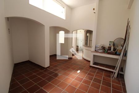 Casa à venda com 450m², 6 quartos e 3 vagasCasa 2 - Sala / Cozinha