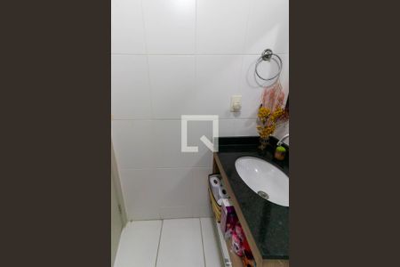 Apartamento para alugar com 82m², 3 quartos e 1 vaga Apartamento para alugar com 82m², 3 quartos e 1 vagaBanheiro da Suíte 1