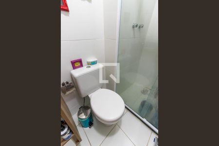 Apartamento para alugar com 82m², 3 quartos e 1 vaga Apartamento para alugar com 82m², 3 quartos e 1 vagaBanheiro da Suíte 1