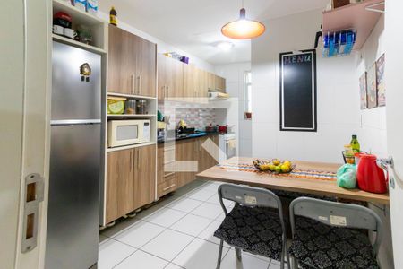 Apartamento para alugar com 82m², 3 quartos e 1 vaga Apartamento para alugar com 82m², 3 quartos e 1 vagaCozinha