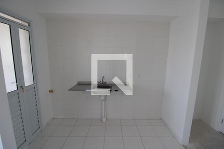 Sala / Cozinha de apartamento à venda com 2 quartos, 42m² em Vila Guaca, São Paulo