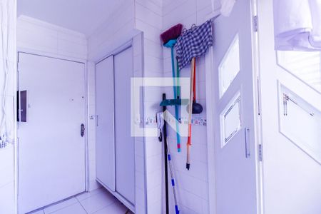 Casa à venda com 78m², 2 quartos e 1 vagaÁrea de Serviço