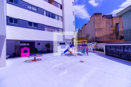 Casa à venda com 78m², 2 quartos e 1 vagaPlayground