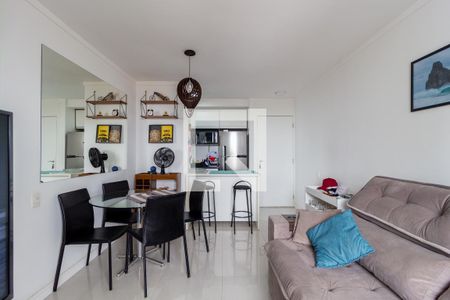 Sala de apartamento para alugar com 3 quartos, 59m² em Quinta da Paineira, São Paulo