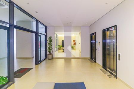 Studio à venda com 33m², 1 quarto e sem vaga Studio à venda com 33m², 1 quarto e sem vagaÁrea comum - Hall