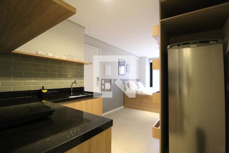 Cozinha de kitnet/studio à venda com 1 quarto, 26m² em Vila Nova Conceição, São Paulo