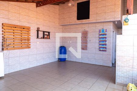 Casa para alugar com 260m², 4 quartos e 2 vagas Casa para alugar com 260m², 4 quartos e 2 vagasÁrea de serviço e quintal