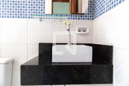 Casa para alugar com 260m², 4 quartos e 2 vagas Casa para alugar com 260m², 4 quartos e 2 vagasBanheiro da Suíte 1