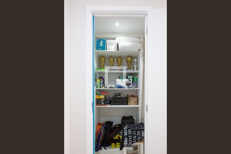 Apartamento à venda com 120m², 1 quarto e 1 vaga Apartamento à venda com 120m², 1 quarto e 1 vagaDespensa